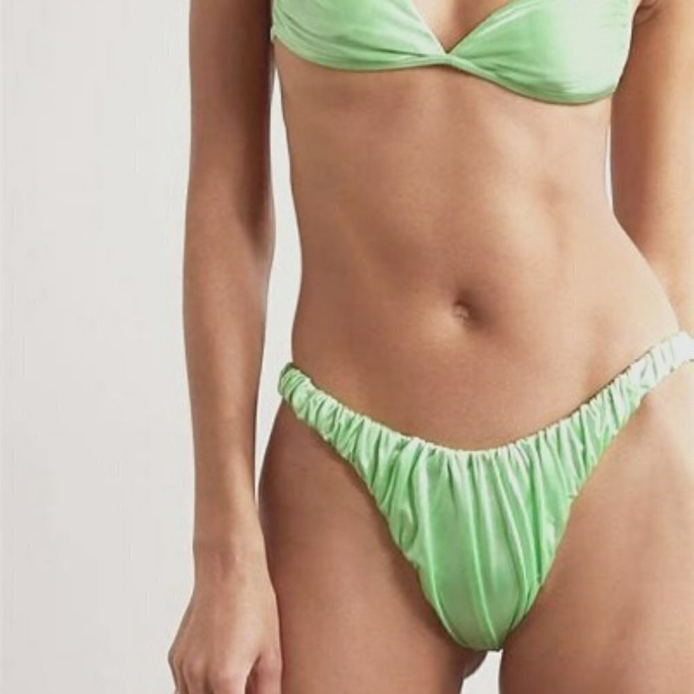 Isa Boulder Jessie Satin-Stretch Bottom in Honeydew